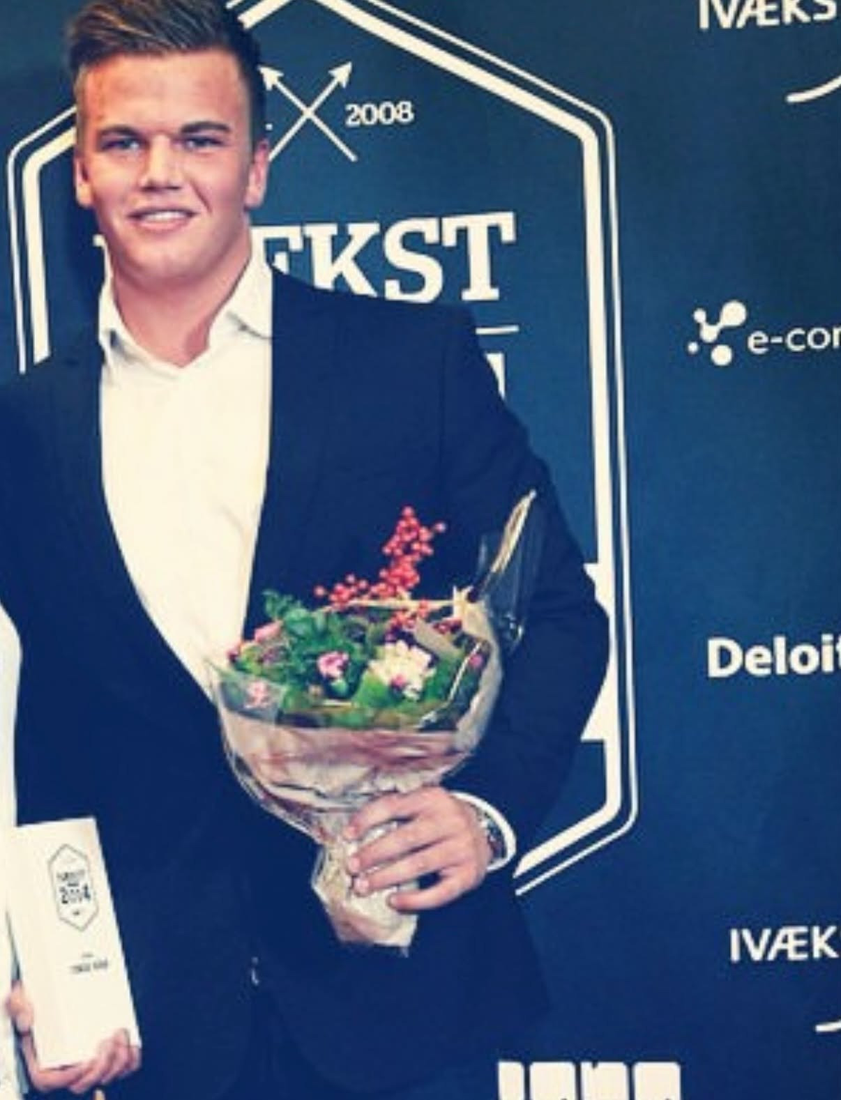 Søren Bælum modtager IVÆKST-prisen som Årets Unge Håb, 2014